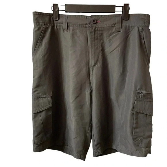 NWT BURNSIDE MENS CARGO SHORTS - Picture 1 of 3
